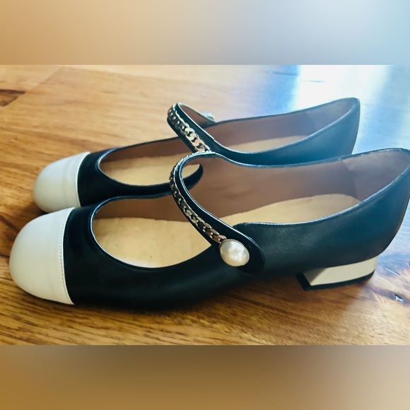 Fiesta Shoes - Festa  Black and White Women's Mary Jane Shoes slip on size 6.5 (37)  Italy